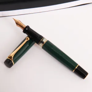 Aurora Optima Green & Gold Fountain Pen