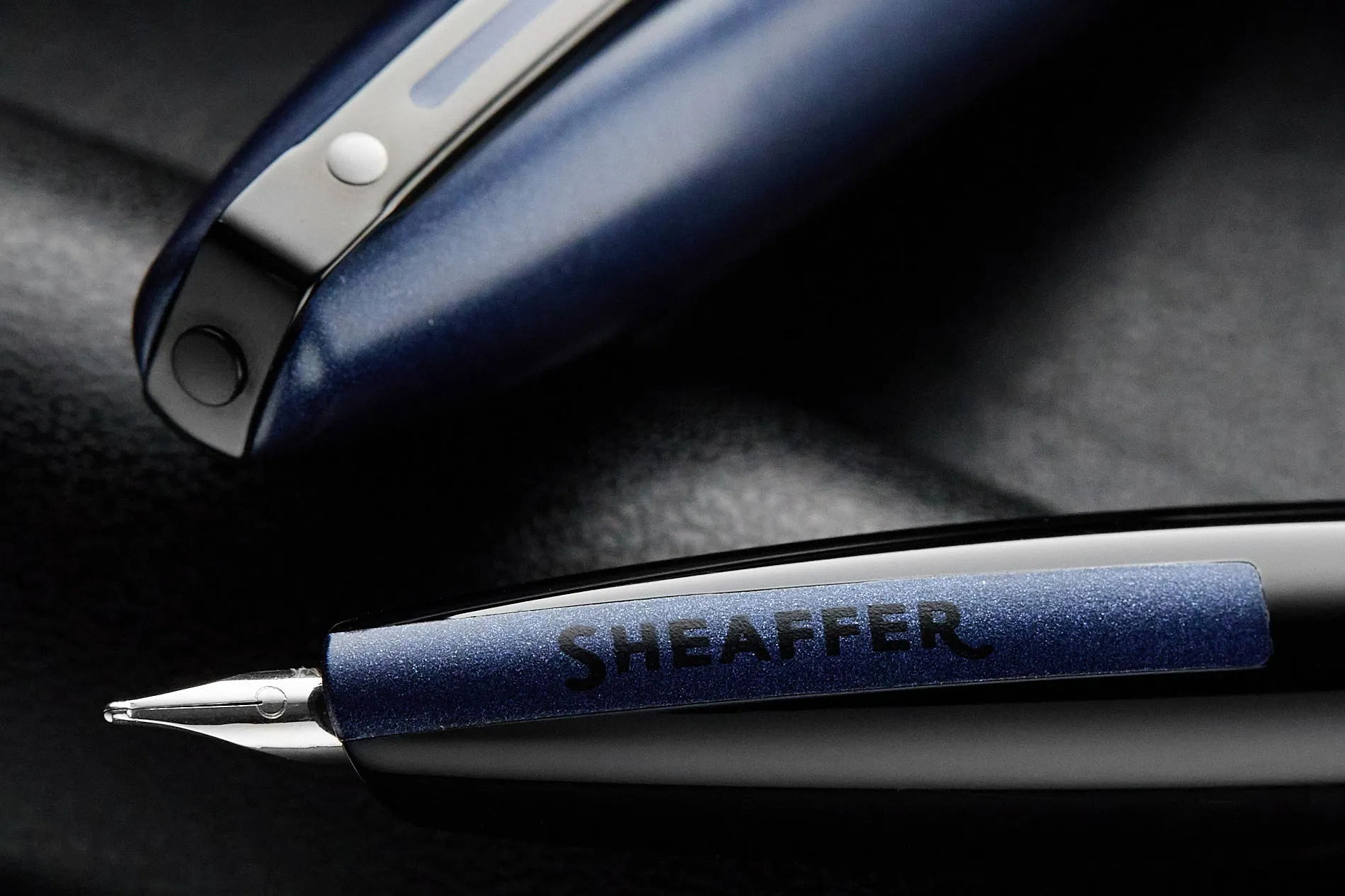 (Bottom Shelf) Sheaffer Icon Fountain Pen - Blue/Black