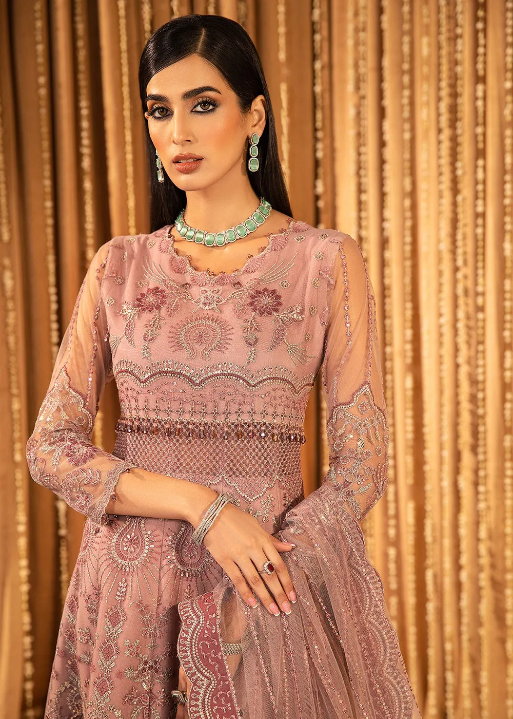 Mehfil E Uroos Luxury Formals 23 by Alizeh | V16D06 - Anamta