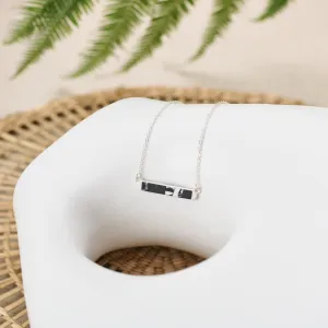 Noir Reversible Mini Bar Necklace