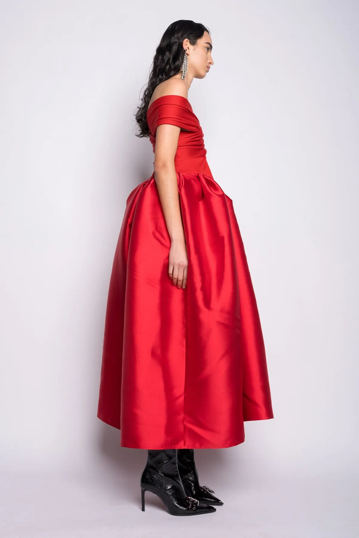 RED OFF SHOULDER FULL SKIRT DRESS