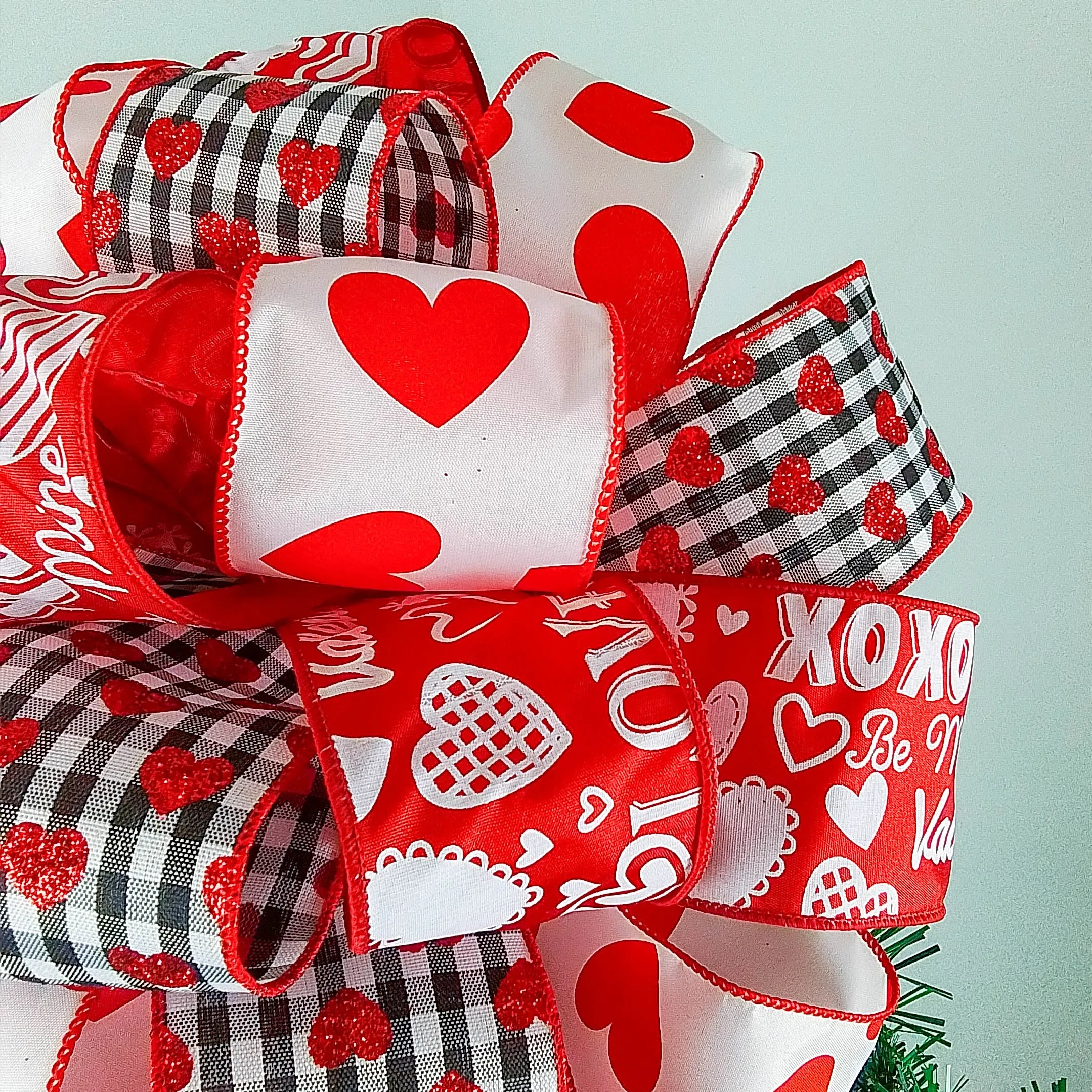 Valentines Tree Bow, Wired Ribbon Decoration, Red and White Heart Pattern